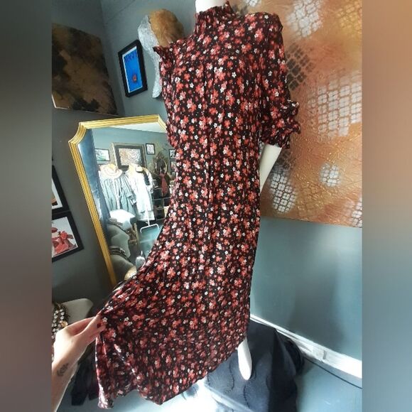Zara Floral Black and Red Maxi Dress - Picture 7 of 16